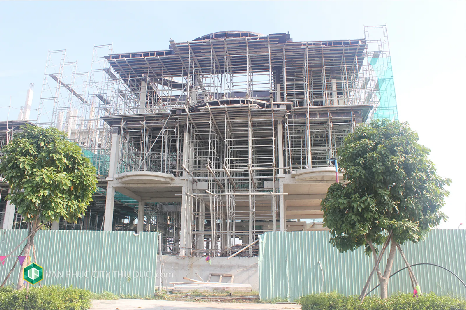 Chính chủ cho thuê biệt thự Mansion vị trí phong thủy mặt đường 20m hướng Tây Nam