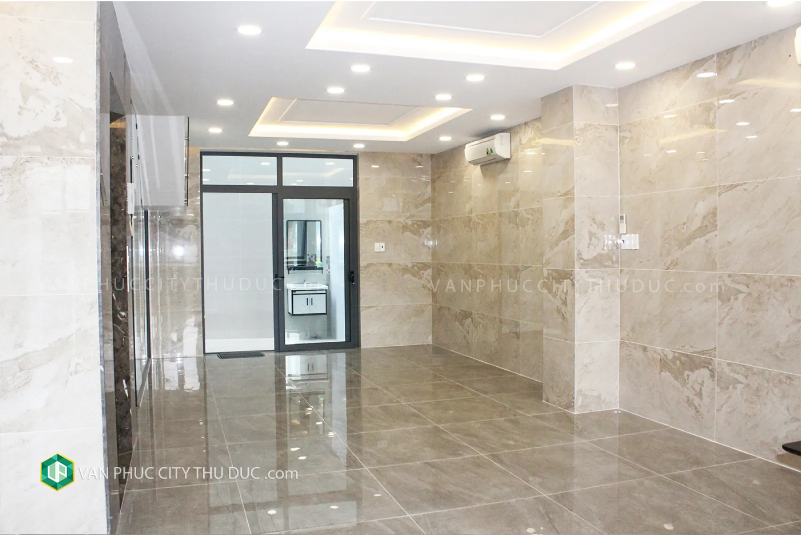 Chính chủ cho thuê nhà riêng kế bên Satra Food 140m2 (7x20m) hướng Đông Bắc