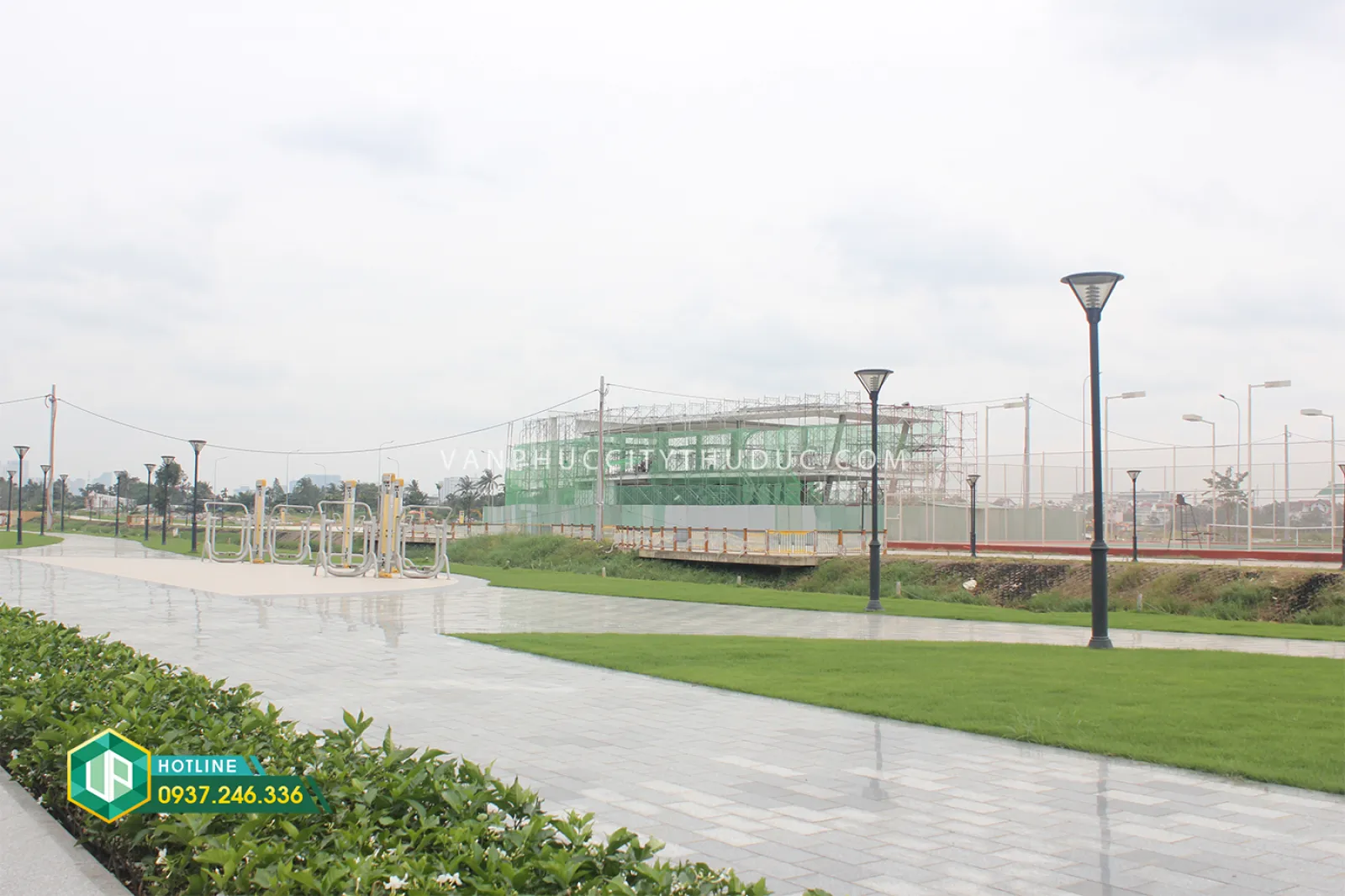 Cho thuê gấp mặt bằng Nguyễn Thị Nhung Trệt + lửng + 4 lầu 7x21m đường rộng 16m hướng Bắc