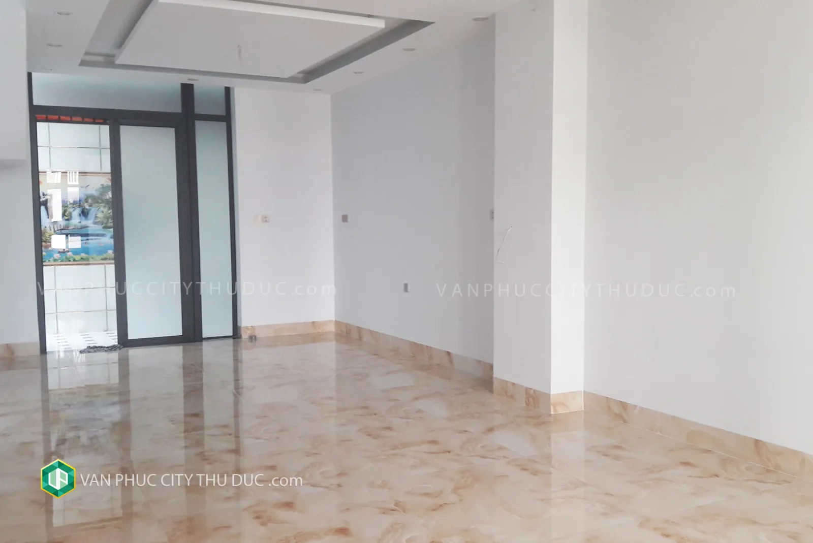 Cho thuê gấp nhà Vạn Phúc hướng Bắc 6x17m đường rộng 13m