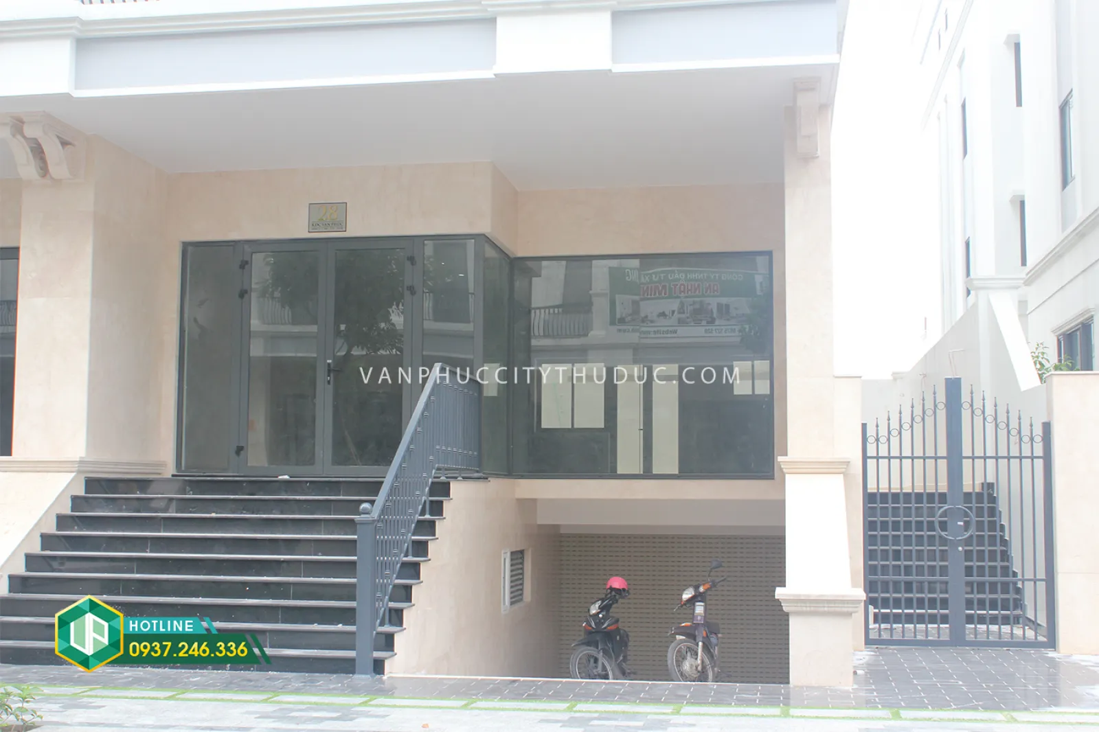 Cho thuê gấp nhà Vạn Phúc Thủ Đức ngay khu công viên hướng Tây Nam 154m2 (7x22m) mặt tiền đường 13m