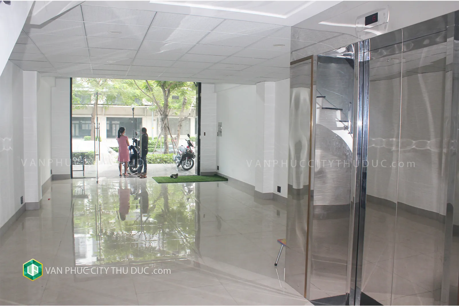 Cho thuê giá rẻ Shophouse Nguyễn Thị Nhung dọc theo trục đường sầm uất hướng Bắc 5x20 (100m2)