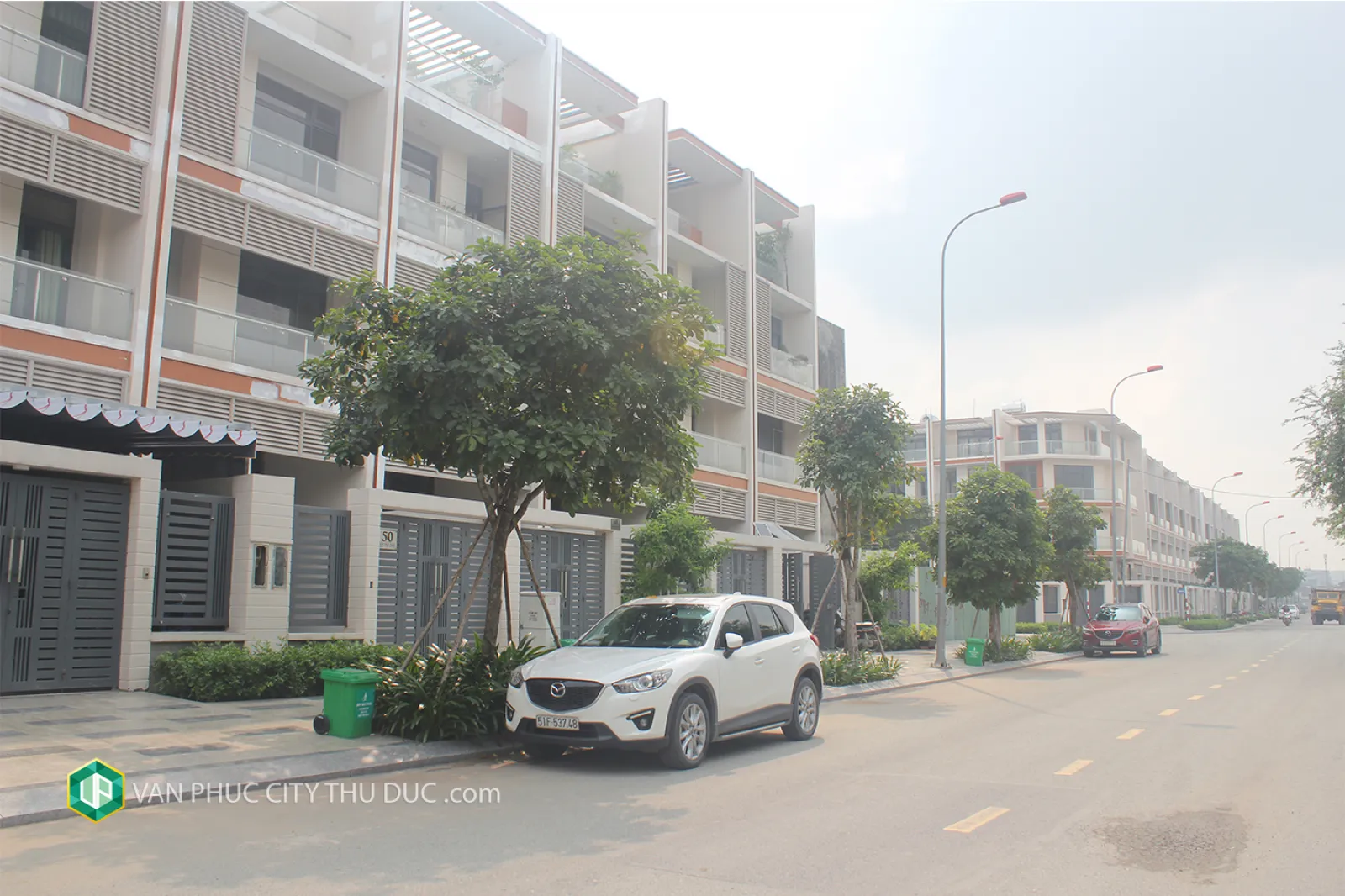 Cho thuê ngay nhà full nội thất 154m2 (7x22m) đường lớn 13m hướng Tây