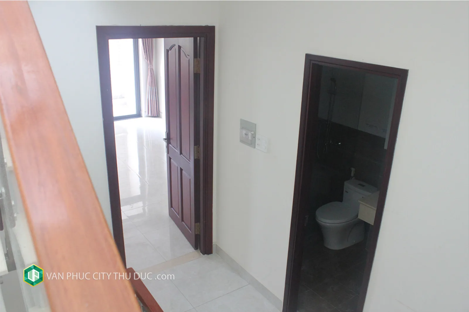 Cho thuê ngay nhà full nội thất 154m2 (7x22m) đường lớn 13m hướng Tây