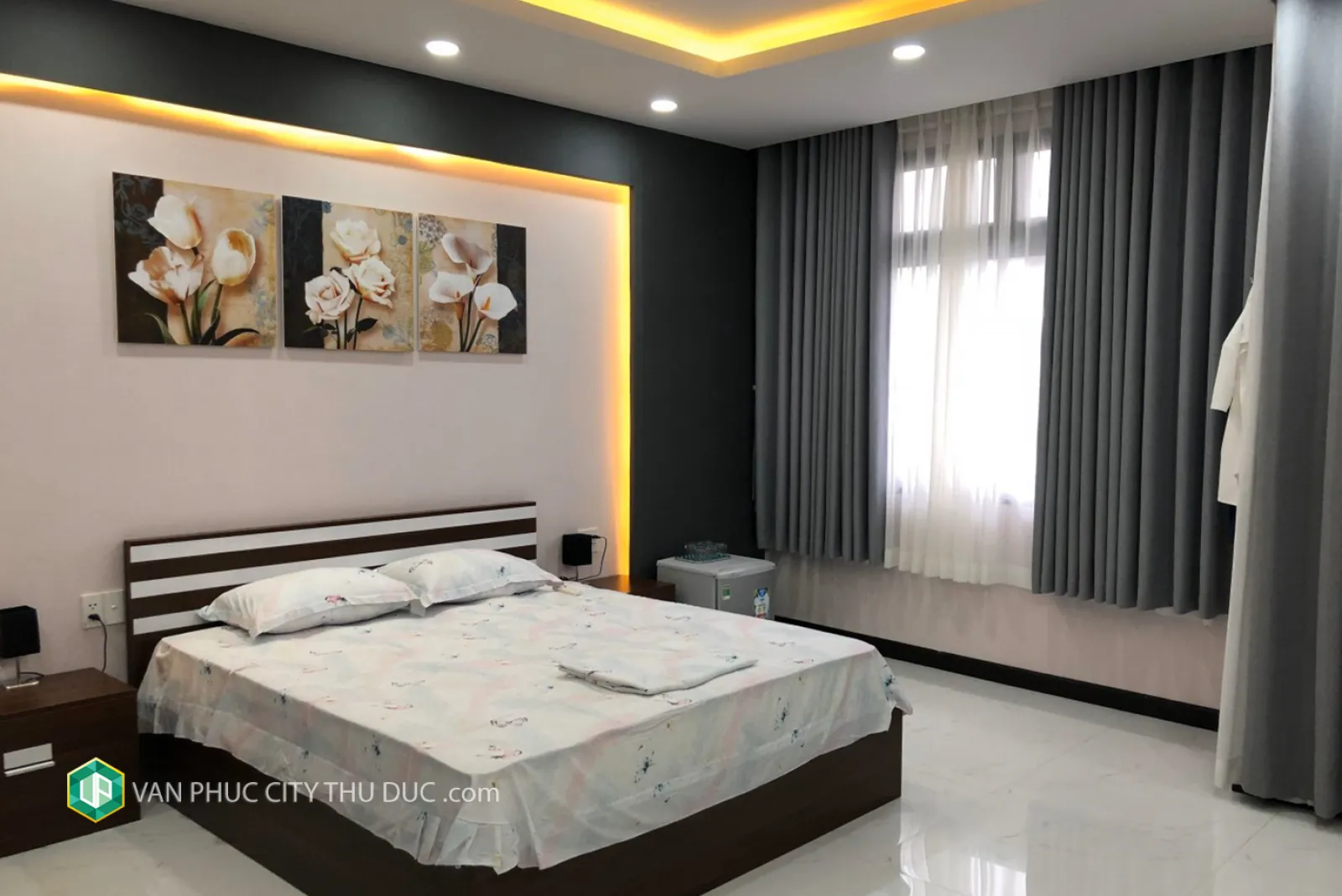 Cho thuê ngay nhà full nội thất 7x22 (154m2) mặt tiền đường 13m hướng Tây