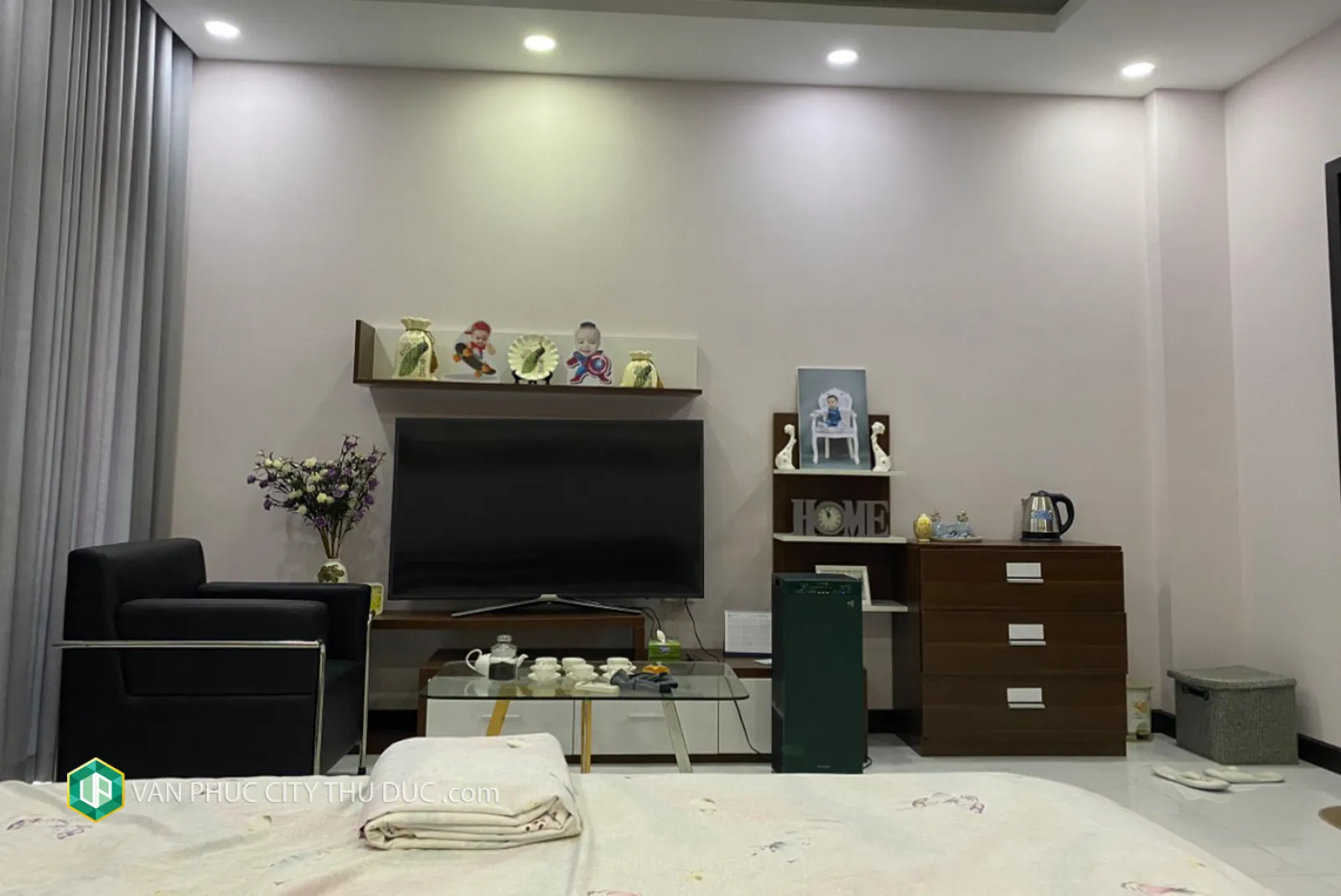 Cho thuê ngay nhà full nội thất 7x22 (154m2) mặt tiền đường 13m hướng Tây