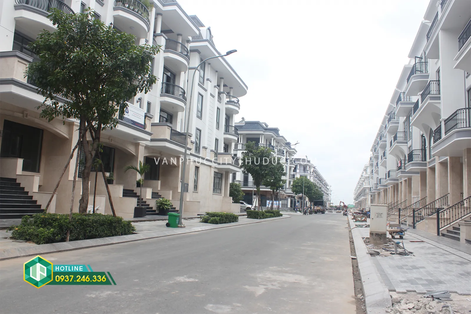 Cho thuê ngay nhà full nội thất 7x22 (154m2) mặt tiền đường 13m hướng Tây