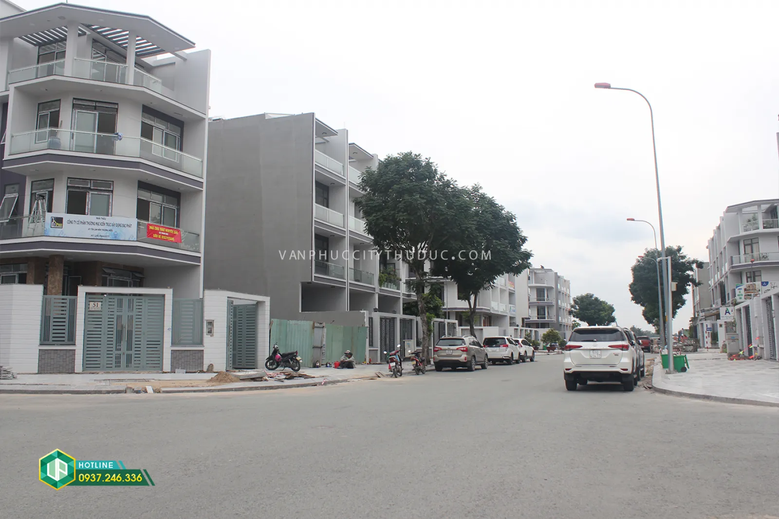 Cho thuê ngay nhà full nội thất Hầm + trệt + 2 lầu + sân thượng 154m2 (7x22m) mặt tiền đường 13m hướng Tây