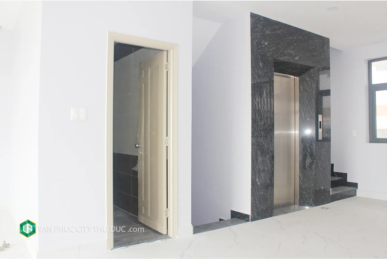 Cho thuê ngay nhà full nội thất hướng Tây 7x22m 154m2 mặt tiền đường 13m