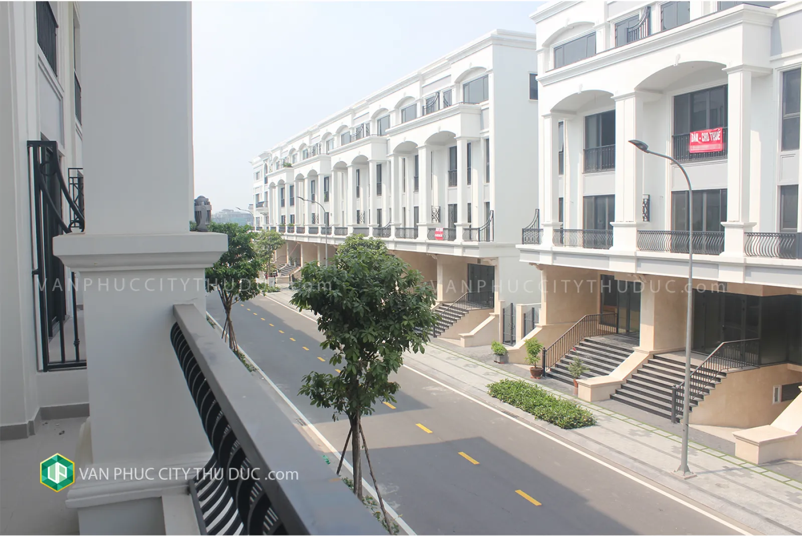 Cho thuê nhà làm văn phòng cạnh trường mẫu giáo Hugo hướng Nam 140m2 (7x20m) 35m