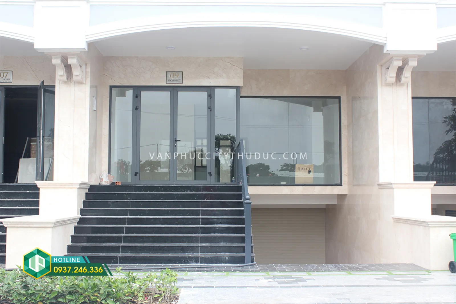 Tôi cho thuê 245m2 20m hướng Tây Bắc